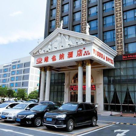 Vienna Hotel Foshan Airport Bagian luar foto