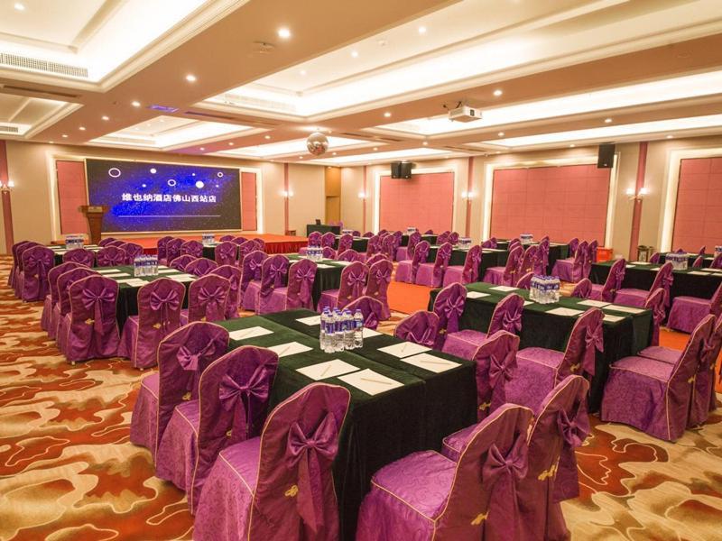 Vienna Hotel Foshan Airport Bagian luar foto